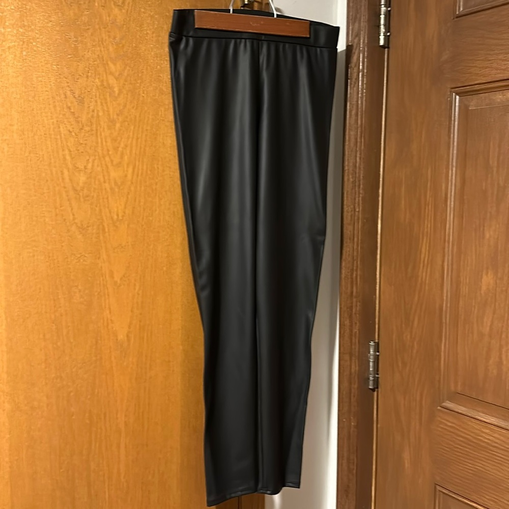 Vegan leather Pin-Up pant/leggings